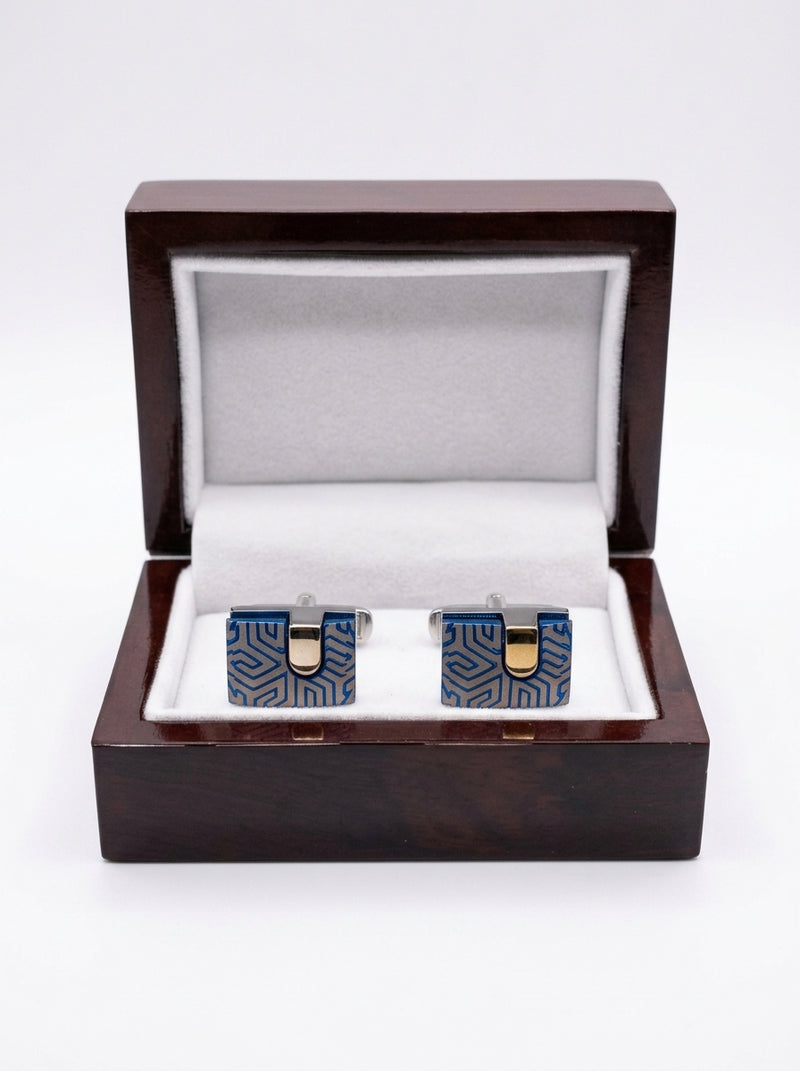Cuflink with box